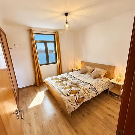 Spacious Boho 3br House With Parking & Self Check-in * Funchal (Madeira)